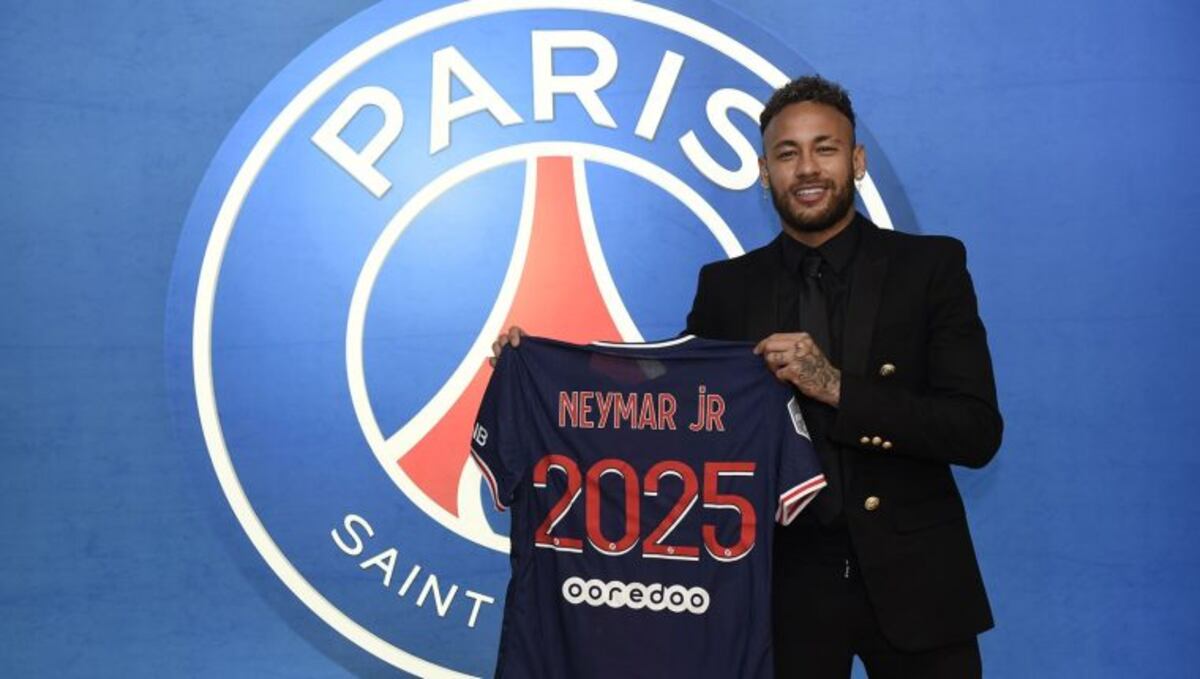 Neymar renovó su contrato con el PSG hasta el 2025