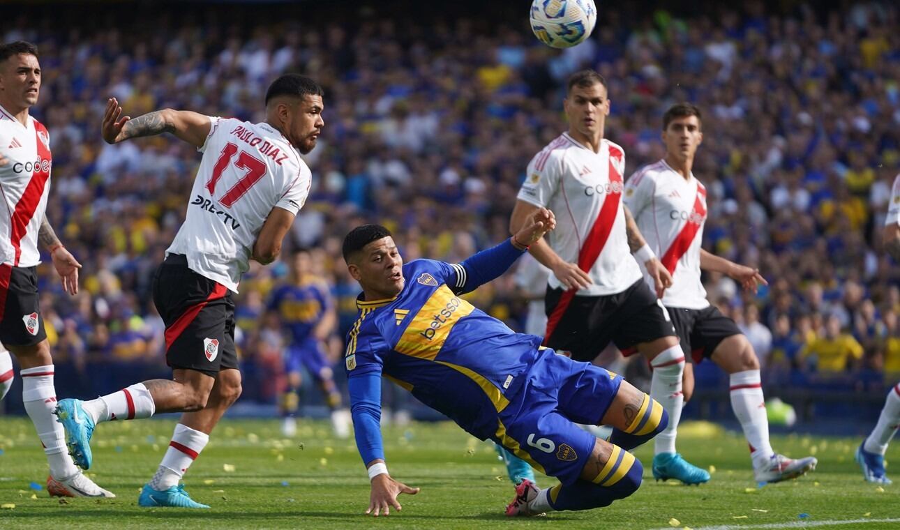 Por la 15ta. fecha de la Liga Profesional, Boca recibe a River en La Bombonera. / Gentileza.