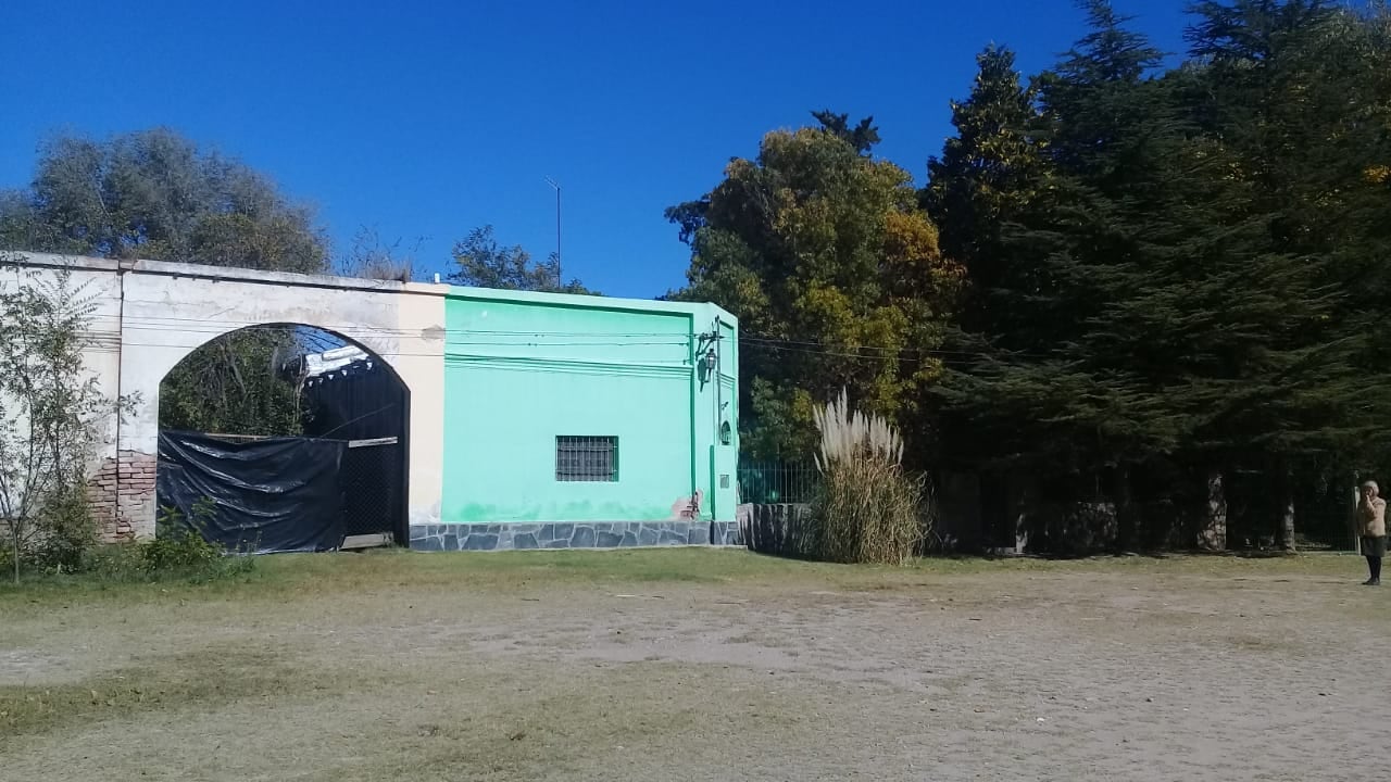 La familia asegura que la casa no forma parte de los planos del Castillo.