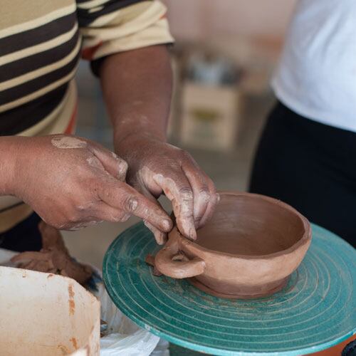 La actividad busca celebrar la labor de las artistas y trabajadoras salteñas.