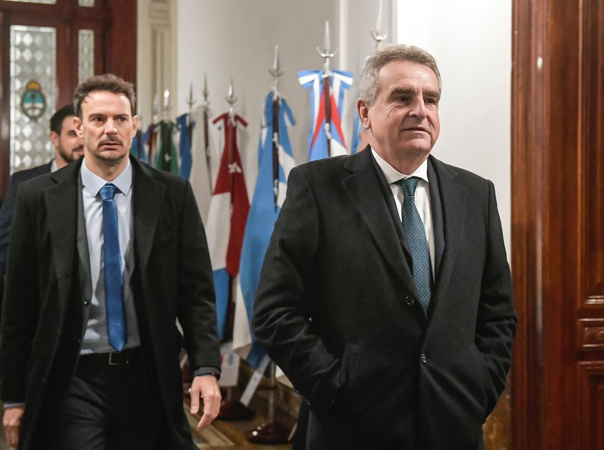 El Gobierno ratificó que se cumplirá el acuerdo con el FMI y se profundiza la grieta con el kirchnerismo que pide renegociarlo