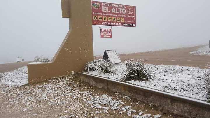 Nieve en Hotel Municipal El Alto