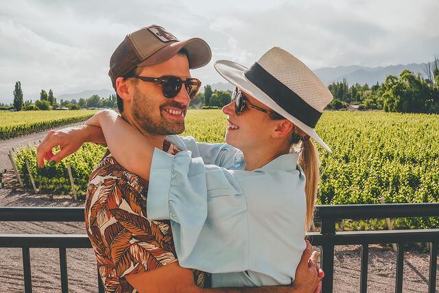 Sofía Pachano, su novio y Nicolás Peralta están en Mendoza: su divertido itinerario entre vinos y viñedos. Foto: Instagram @sofiapachano