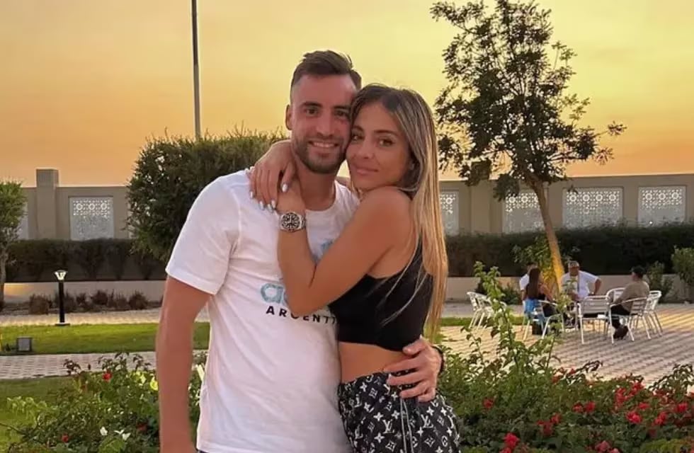 Nico Tagliafico junto a su esposa, Caro Calvagni