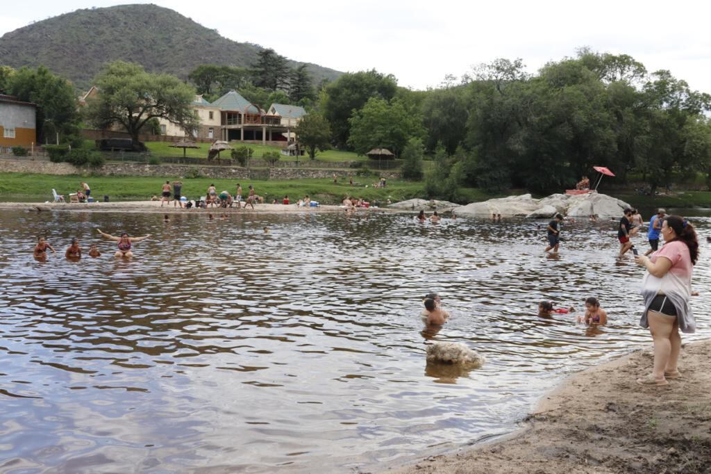 A la vera del río, enero de 2021 en Villa Carlos Paz.