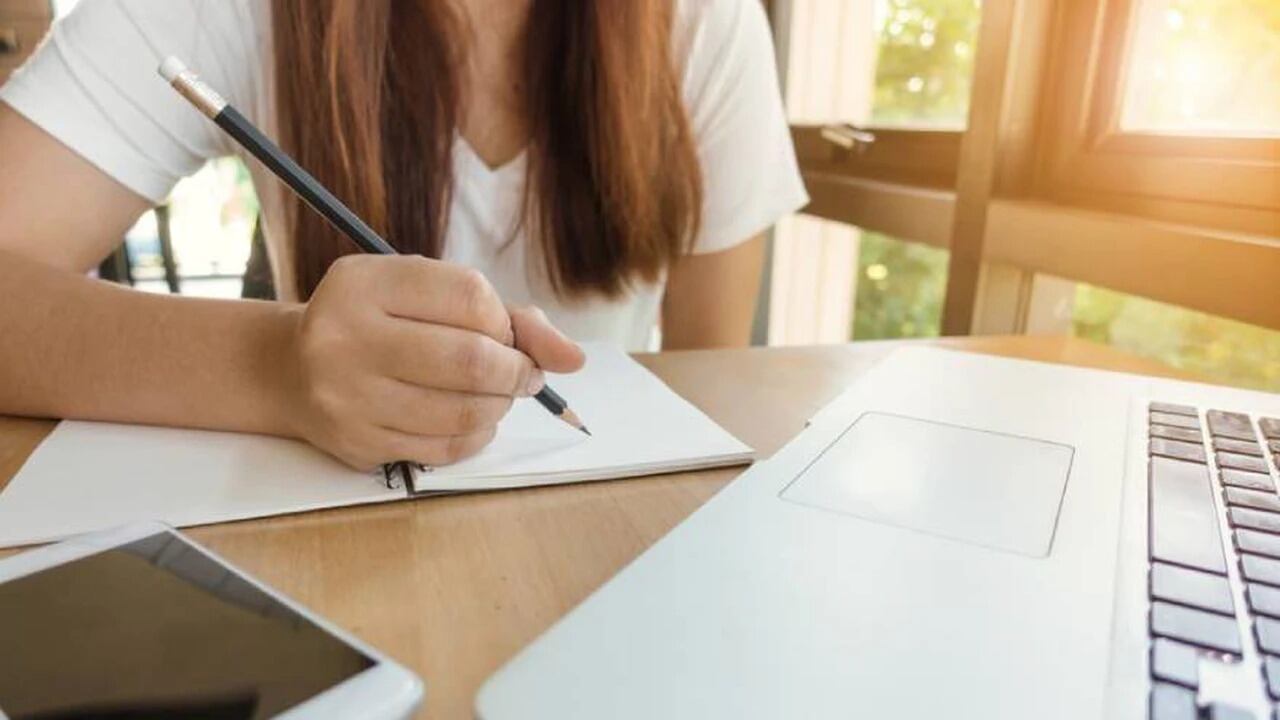 La UBA ofrece varias carreras cortas que pueden estudiarse fácil.