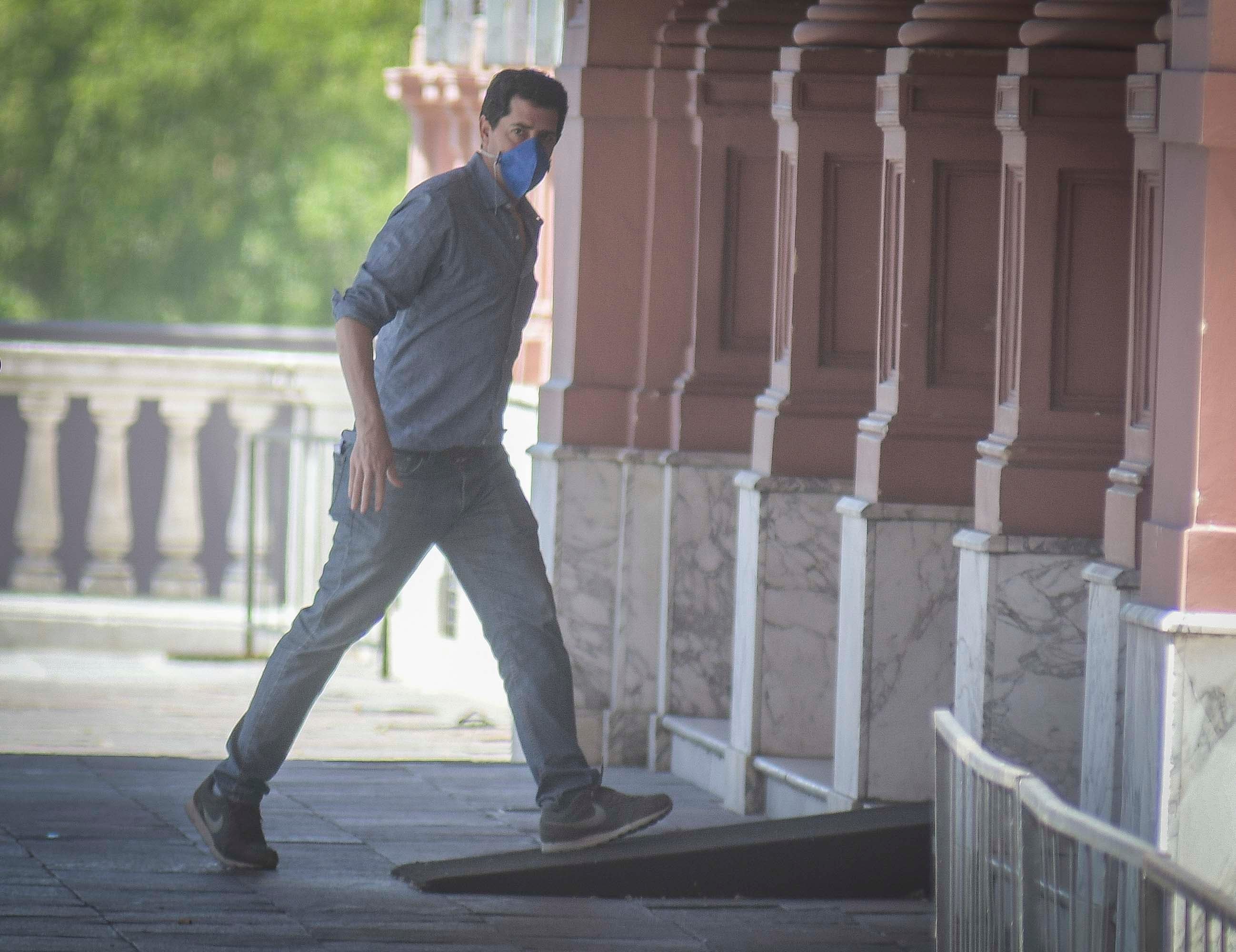 Eduardo "Wado" de Pedro entrando a Casa Rosada.