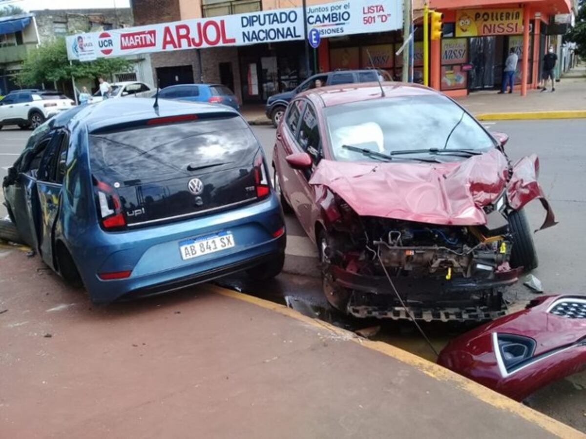 Siniestro vial en Posadas dejó solo daños materiales