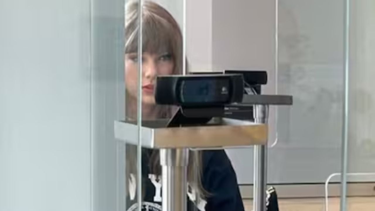 Se conoció la primera foto de Taylor Swift en Argentina sin paraguas