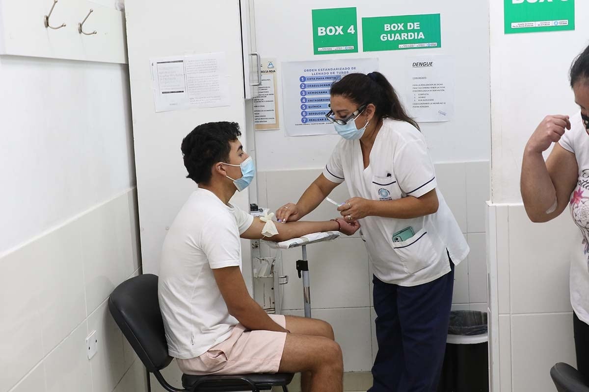 Según la directora del Hospital Avellaneda, se atienden muchos jóvenes.