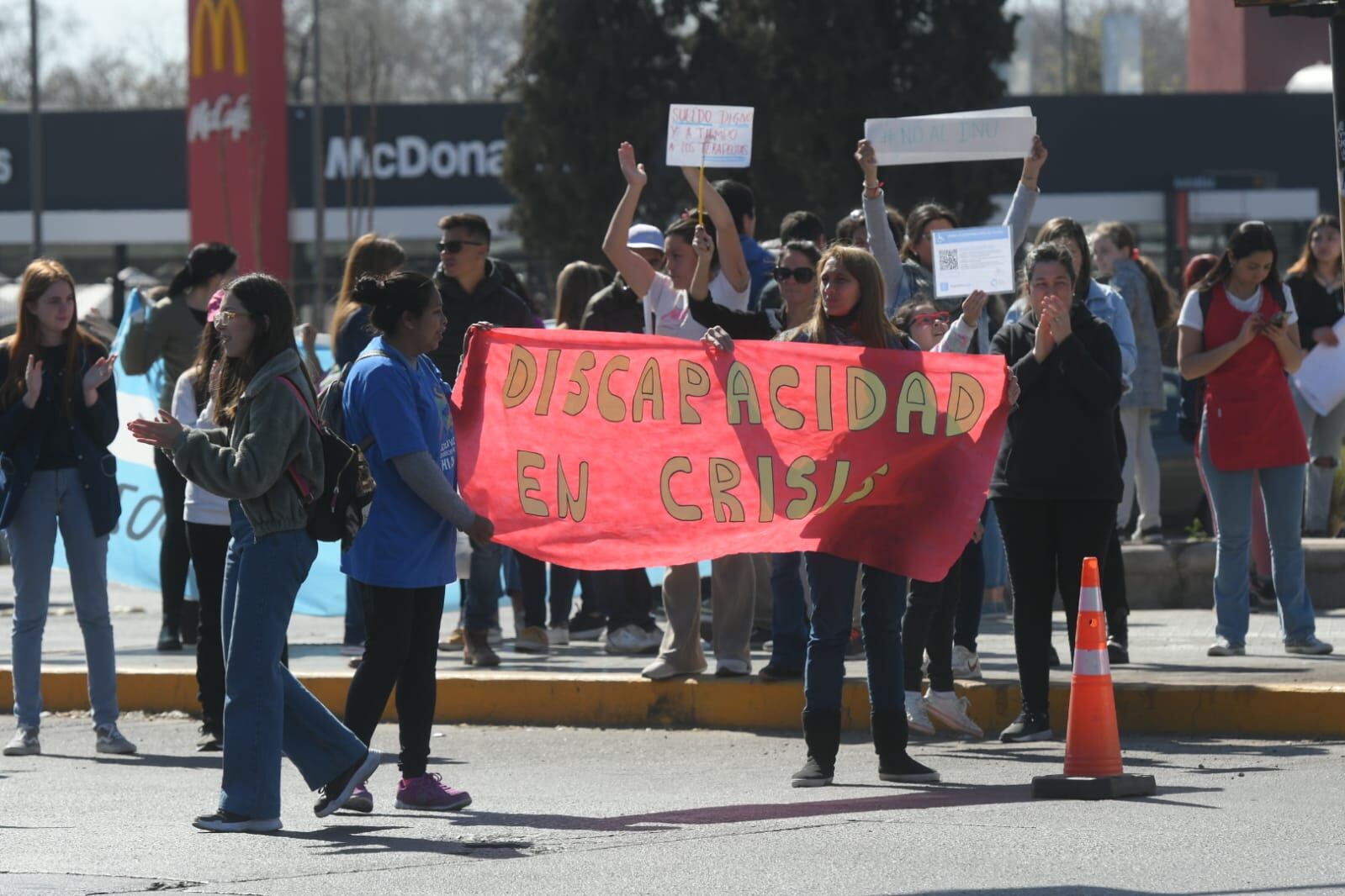 Prestadores de servicios de personas con discapacidad en Mendoza denunciaron atrasos en los pagos