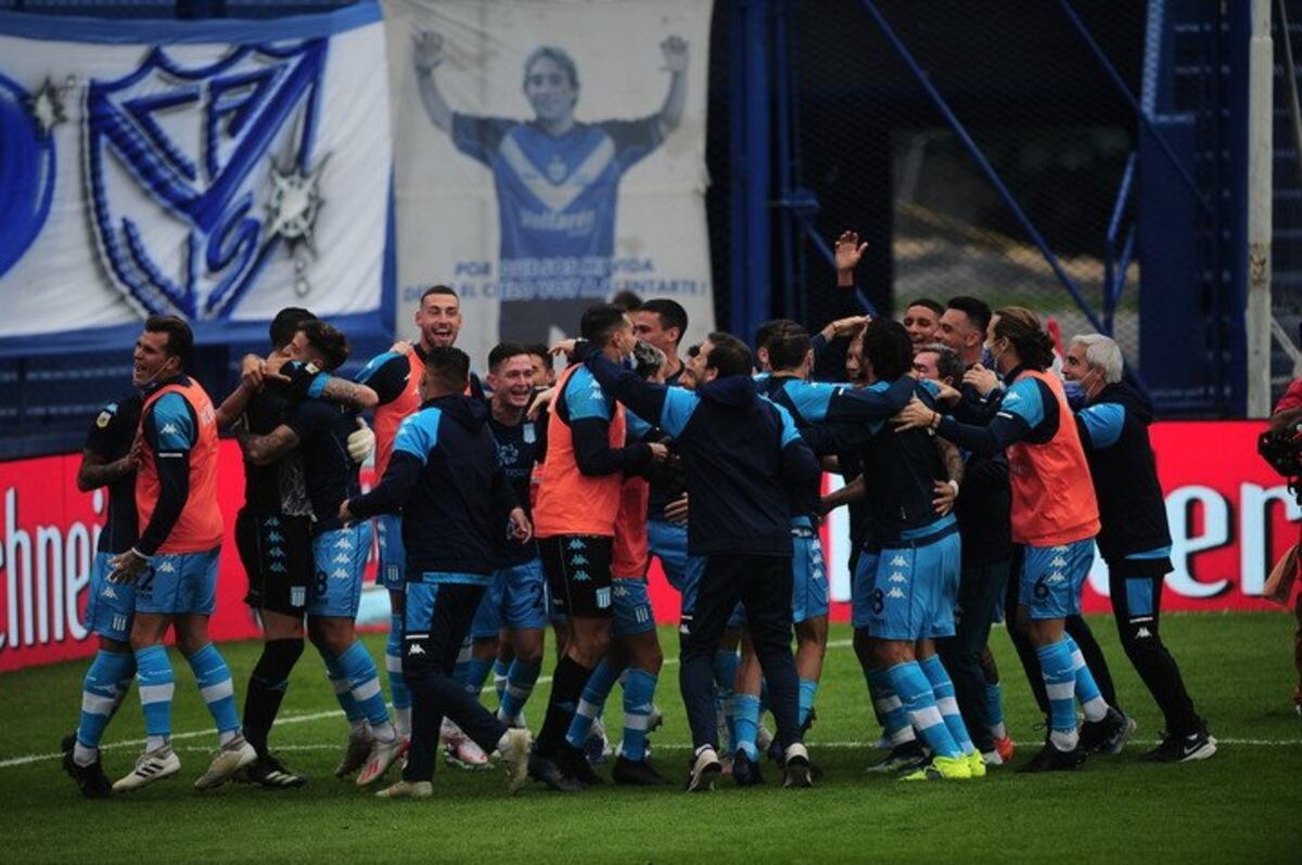 Racing superó a Vélez en los penales y está en semifinales de la Copa de la Liga