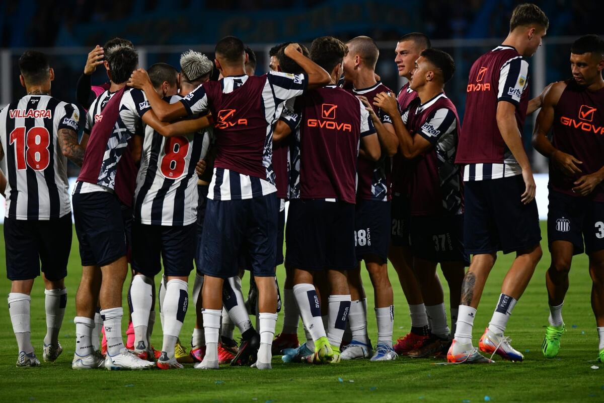 En el Kempes, Talleres goleó a Belgrano en el clásico y la fiesta fue albiazul