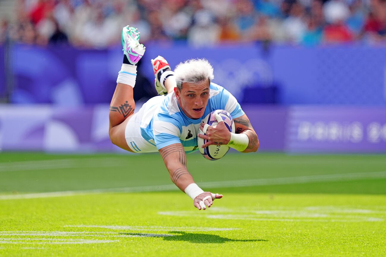 Luciano González, de Argentina, anotó un try contra Kenia. (Reuters)