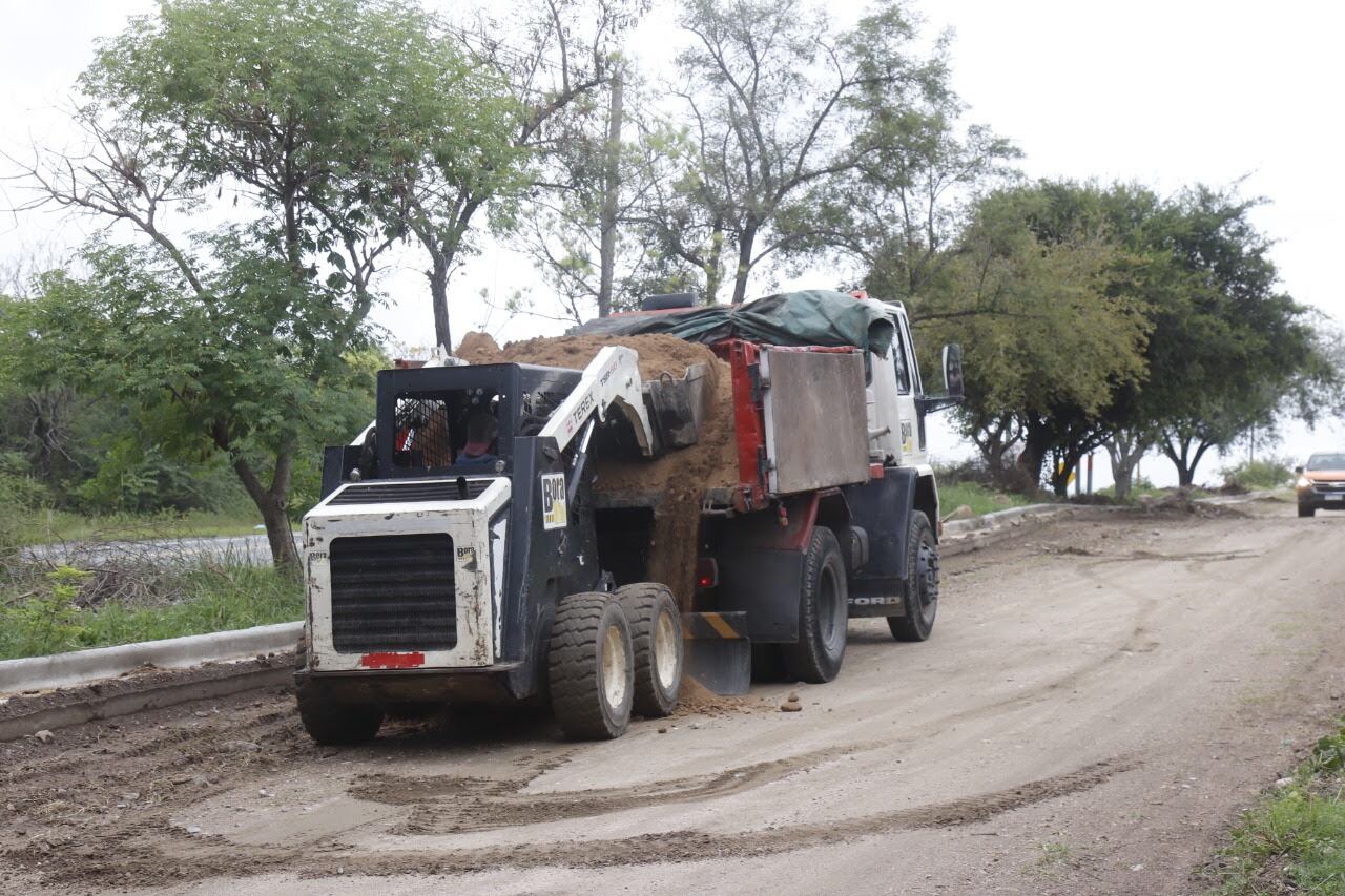 Villa del Lago. Avanza la obra Colectora Ruta 38.