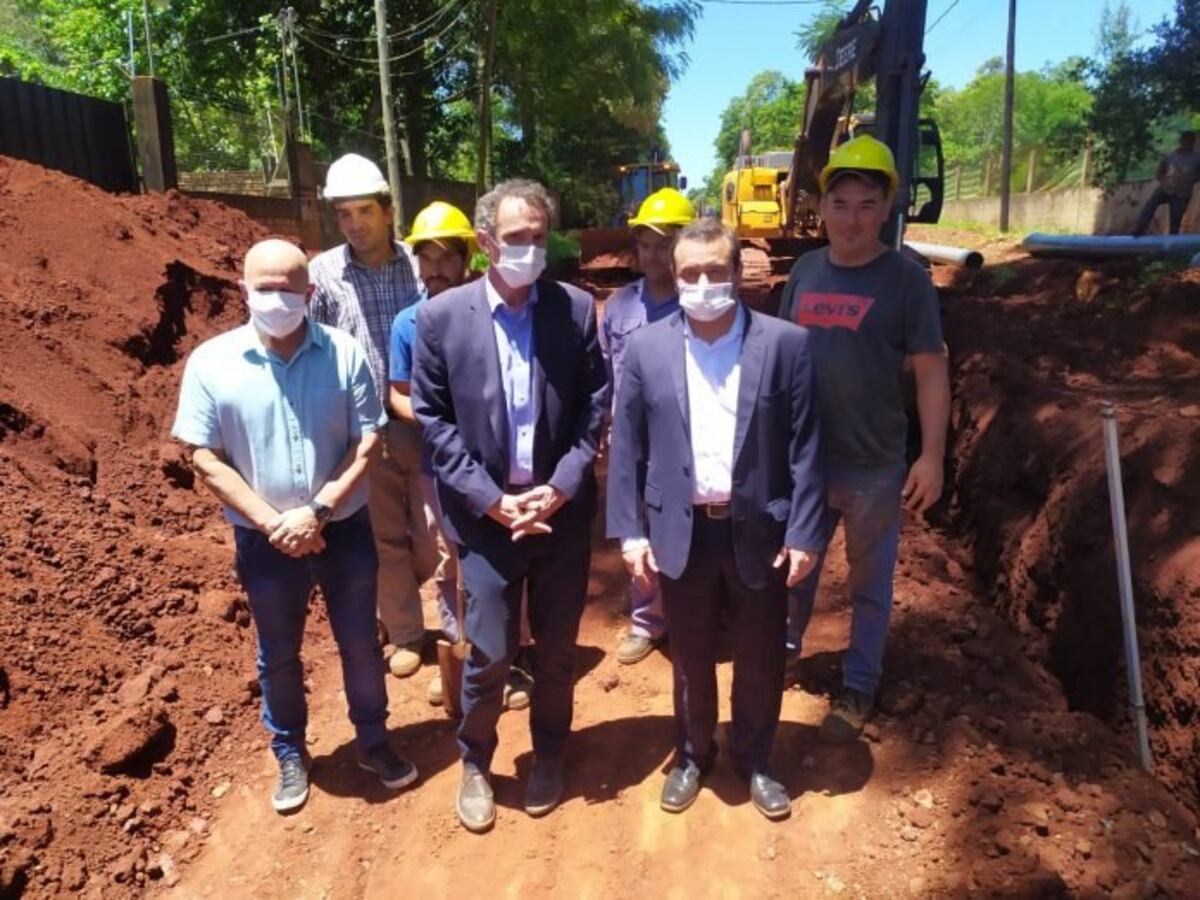 El gobernador junto al ministro nacional Katopodis recorrieron obras en Puerto Iguazú