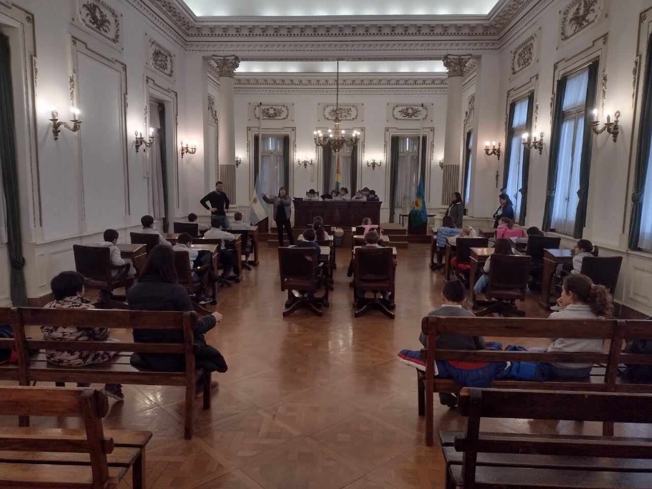 Alumnos de la Escuela Agropecuaria visitaron el Palacio Municipal