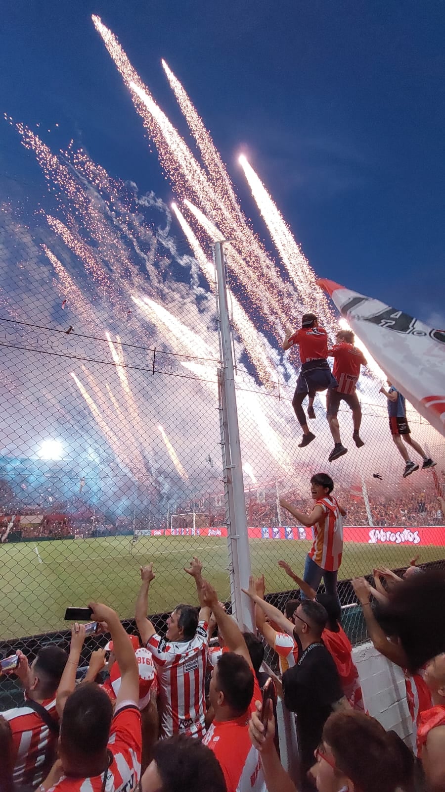 Crónica desde la Tribuna.