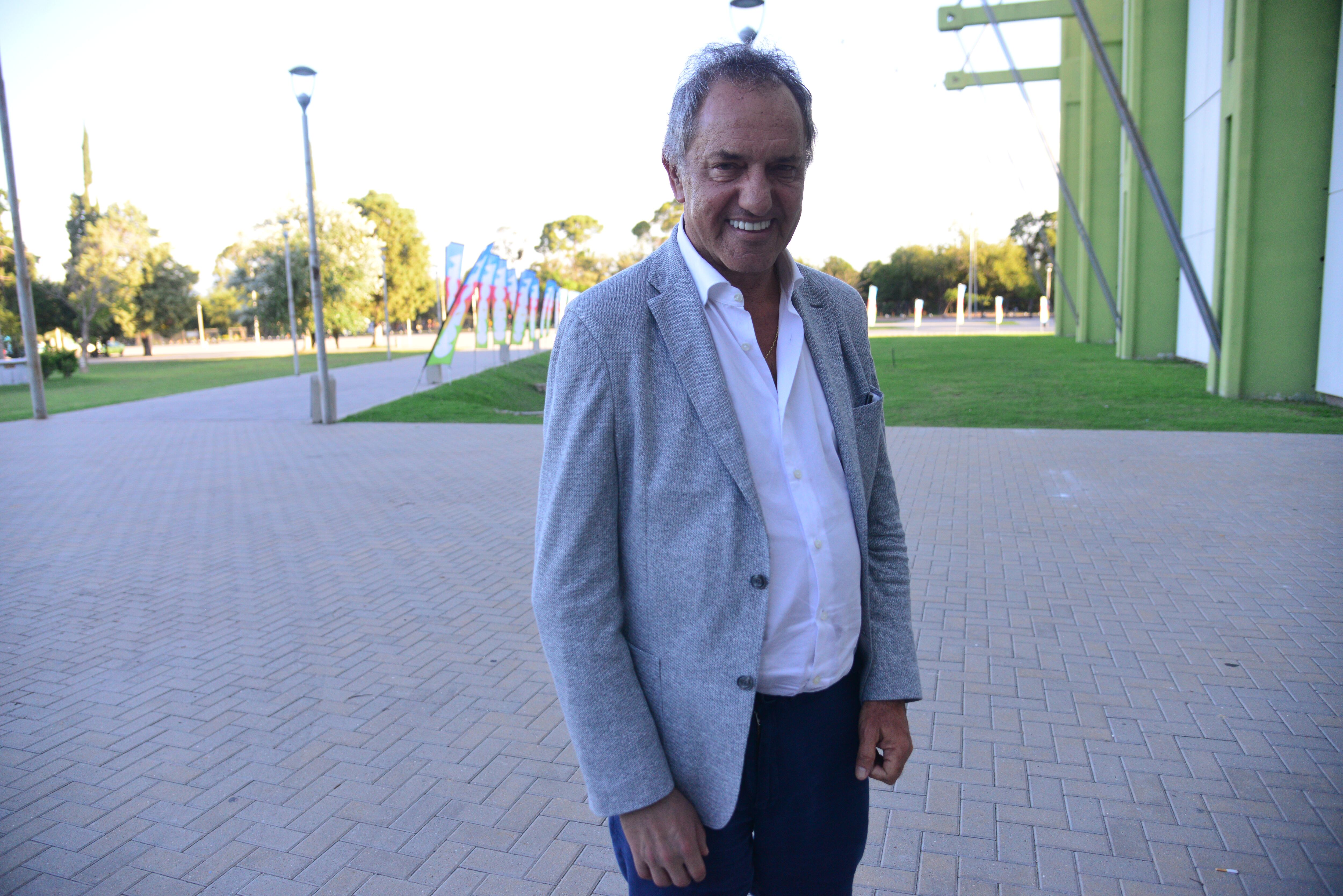 Daniel Scioli secretario de Turismo de la Nación en la Sala de Convenciones