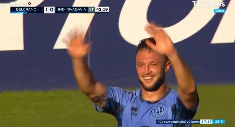 Joaquín Susvielles y su felicidad por la apertura del marcador en La Rioja para Belgrano ante Independiente Rivadavia