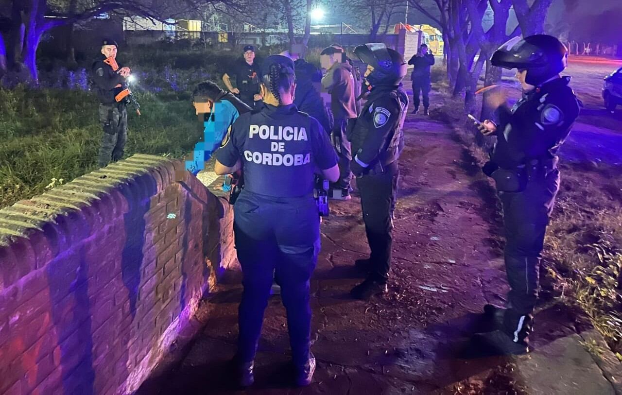 Detenidos en Arroyito por tenencia de marihuana y cocaína Policía Arroyito