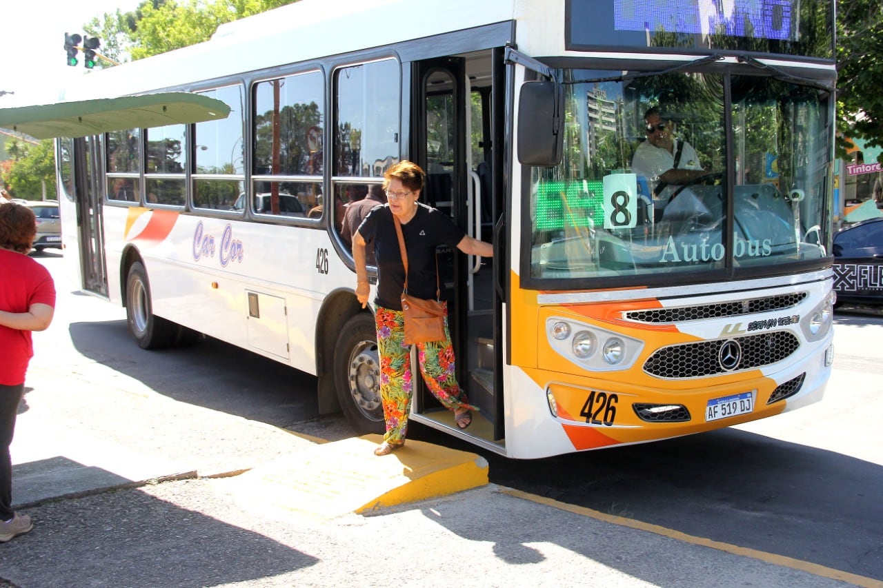 Nuevas rampas y descensos accesibles en el nuevo sistema de transporte