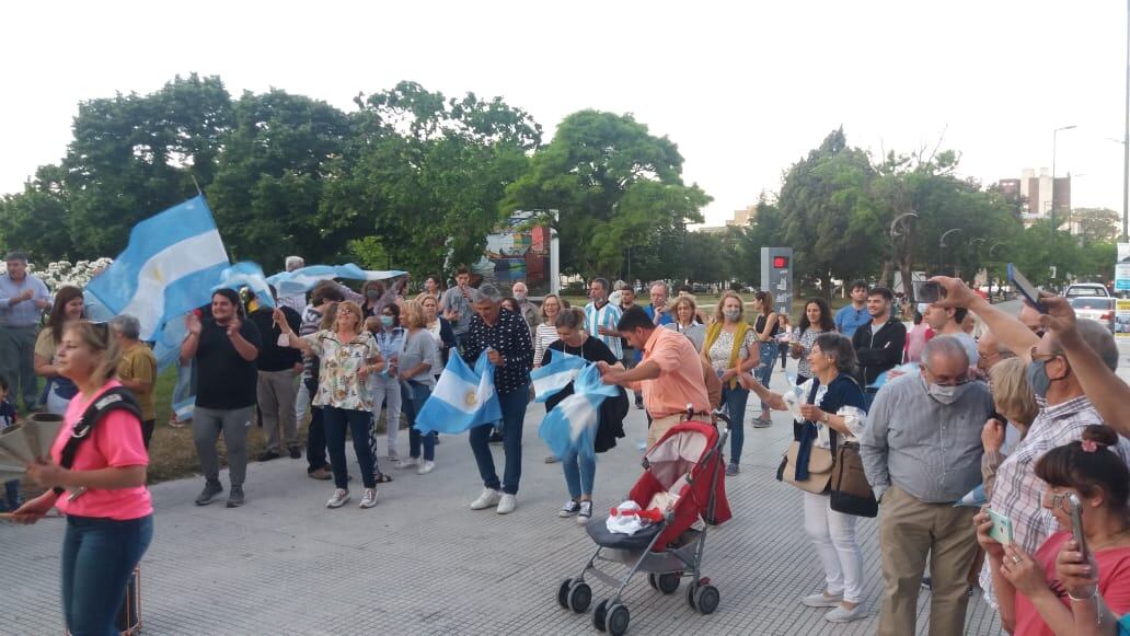 JUNTOS cerró su campaña en la Plaza San Martín