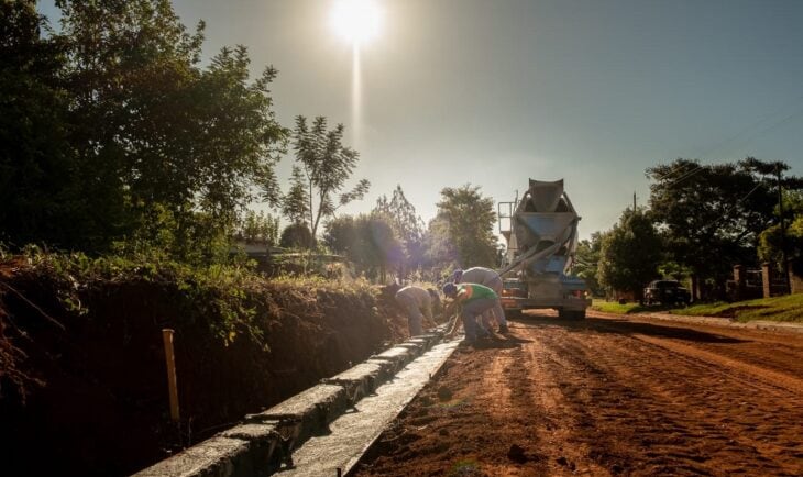 Se encuentran realizando obras en las localidades de Capioví y Azara