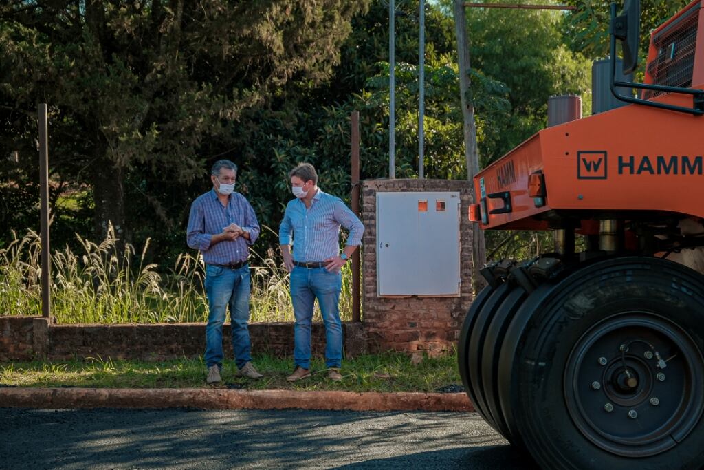 Hipólito Yrigoyen y Santo Pipó son los nuevos municipios que se suman a “Pavimento Urbano”