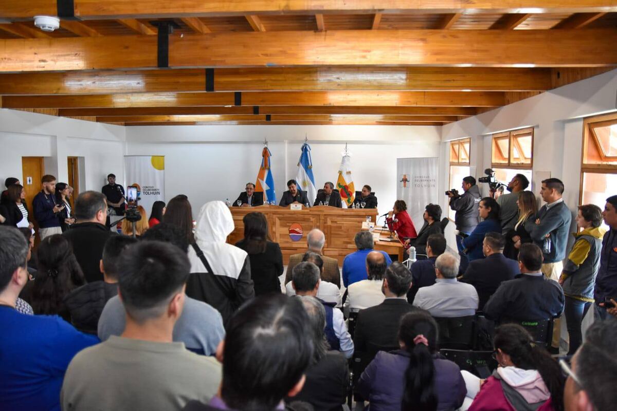 Harrington llamó a la comunidad a ser “orgullosamente tolhuinenses”
