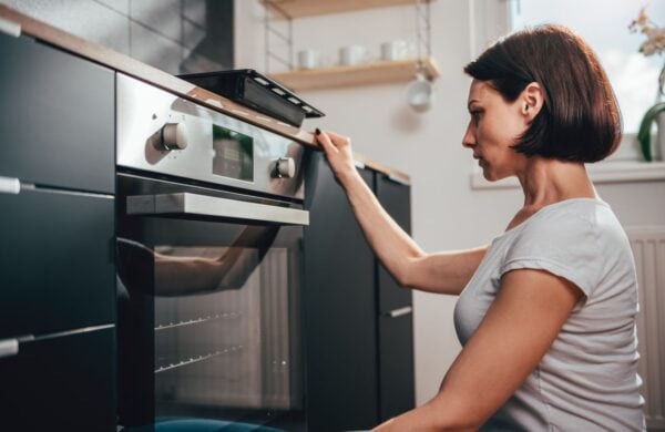 Los expertos aconsejan no instalar el horno eléctrico en exteriores.