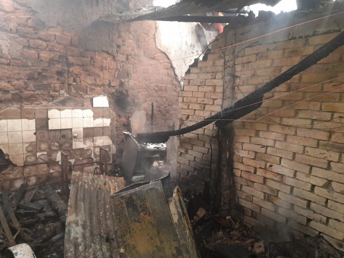 Se incendió una vivienda en Maipú y dos nenes y 2 adultos están graves