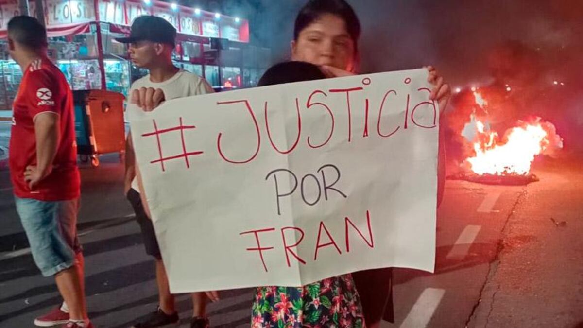 La familia de la nena que murió por una bala perdida marchó en Córdoba para pedir justicia