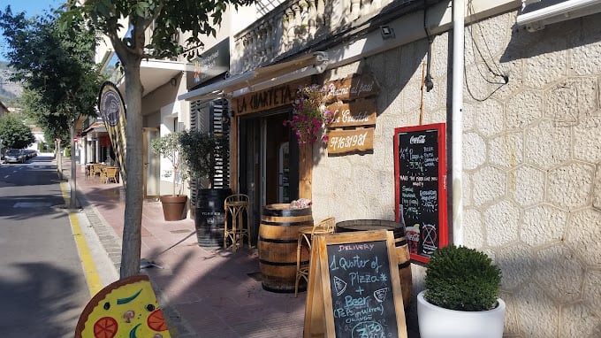 Pizzería La Cuarteta, Barcelona, España.