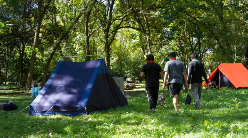 Acampar es una de las actividades más elegidas por los argentinos durante un fin de semana.