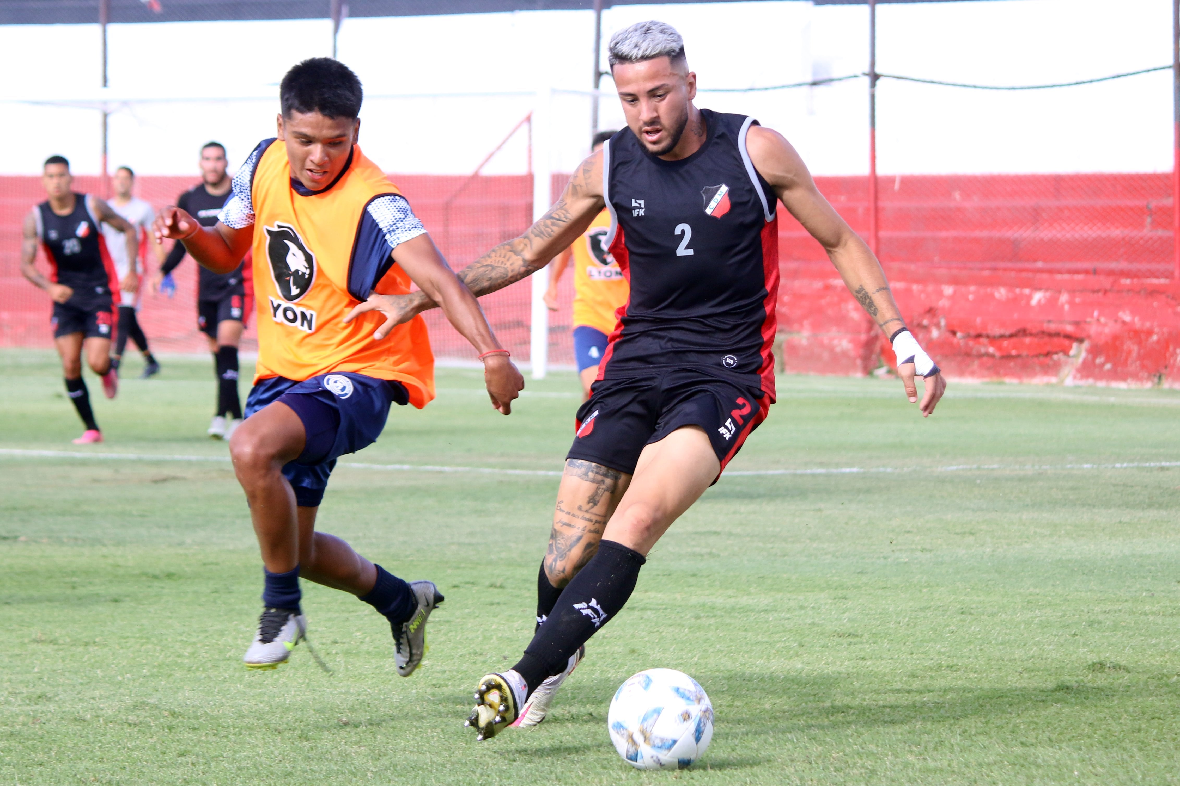 Amistoso entre la lepra y Maipú en cancha Omar Higinio Sperdutti.