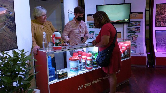 Abel Pintos en Apóstoles: con un show que duró más de 2 horas estuvo en la Fiesta Nacional de la Yerba Mate.