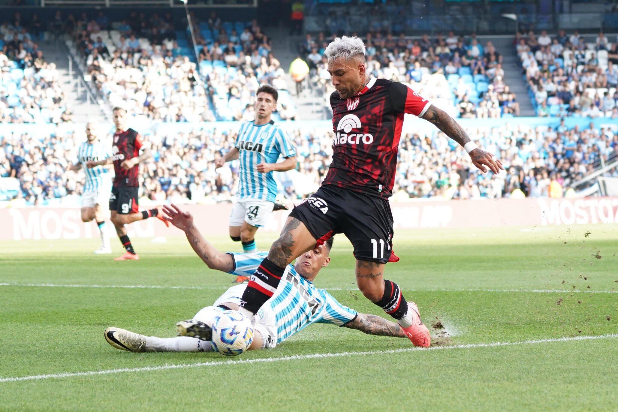 Instituto visitó a Racing por la Liga Profesional. (Fotobaires y Prensa Instituto)