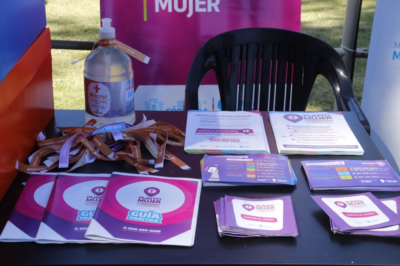 Presentación del Operativo Verano del programa Punto Mujer en Carlos Paz