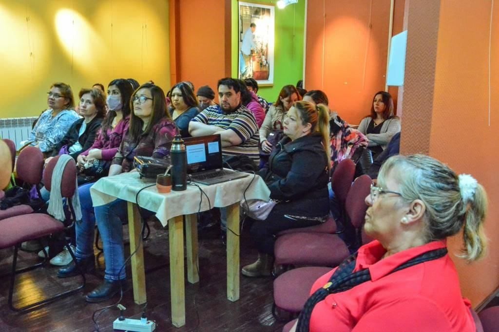 Desde la Secretaría de Políticas Sociales, Sanitarias y Derechos Humanos concluyó la última jornada de capacitación para los emprendedores del Primer Banco de Herramientas.