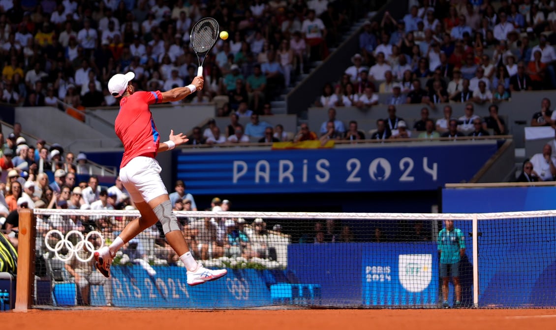 Juegos Olímpicos: Novak Djokovic venció a Carlos Alcaraz y ganó por primera vez el oro en esta competencia. (Foto: AP).