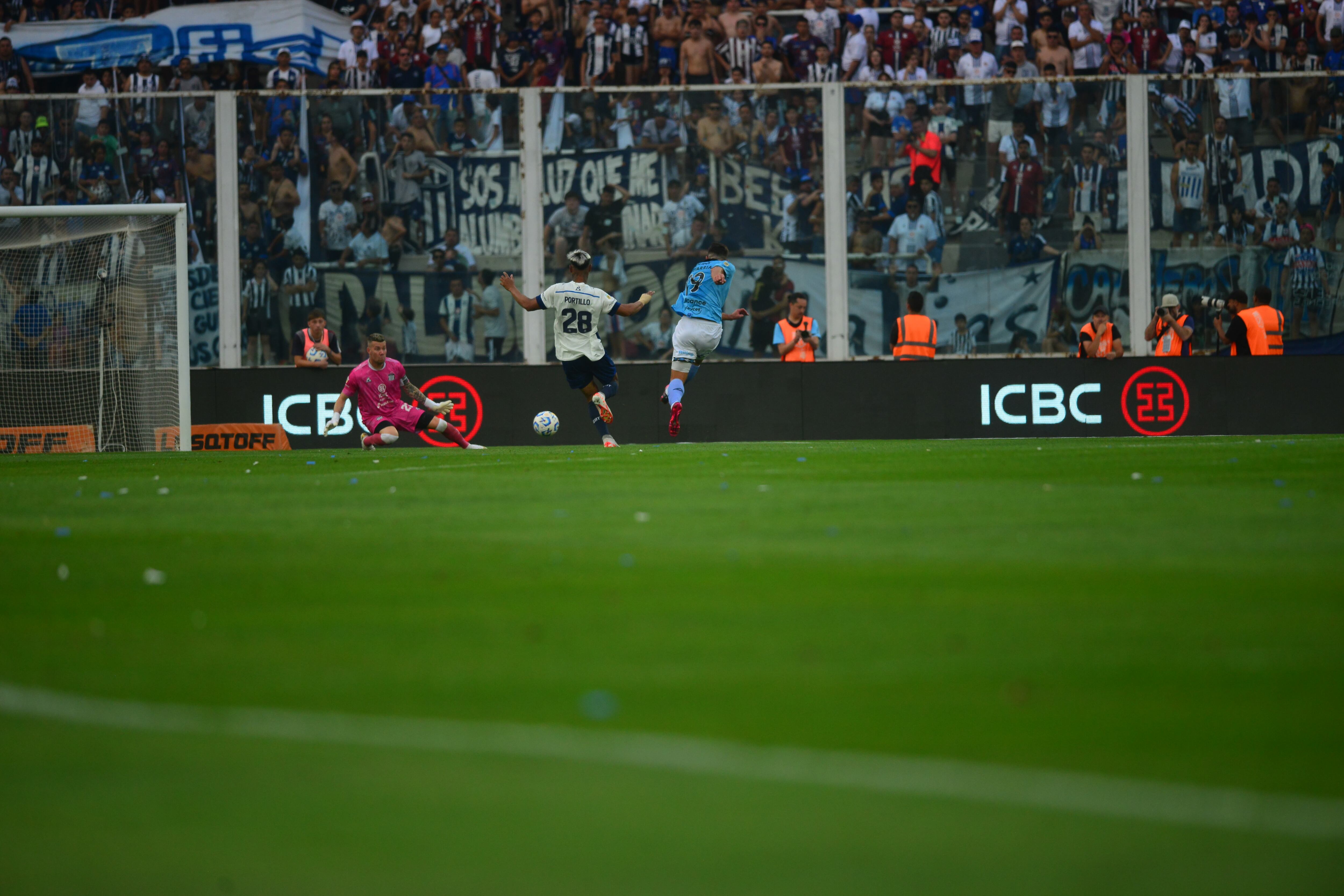 Super Clásico de Córdoba Talleres vs Belgrano en el Kempes