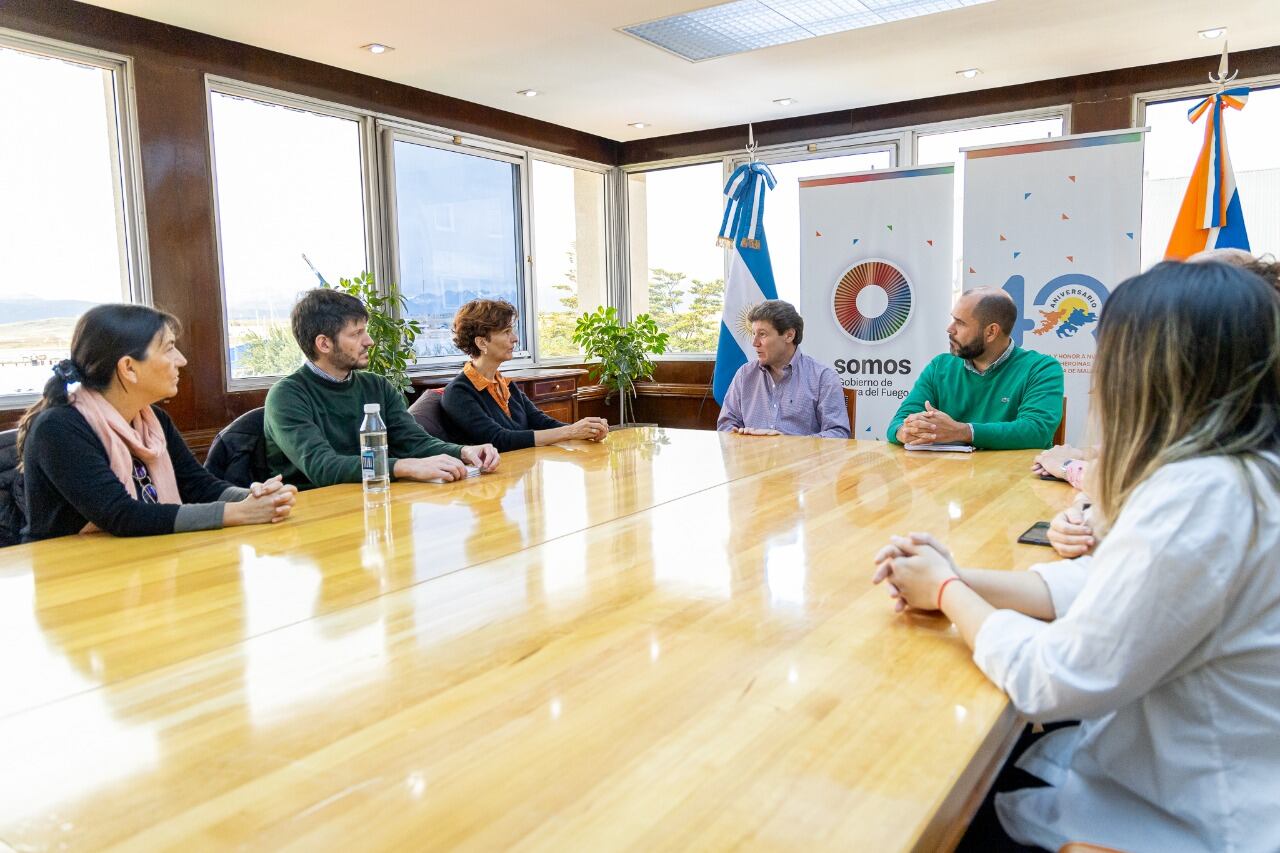 Avanza el proyecto de ampliación y reconstrucción de los muelles de catamaranes