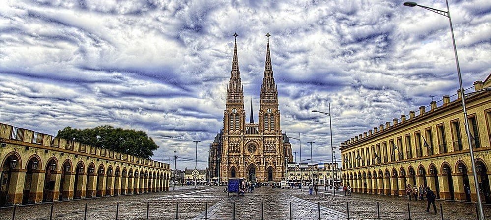 La Basílica es uno de los lugares más destacables de la localidad.