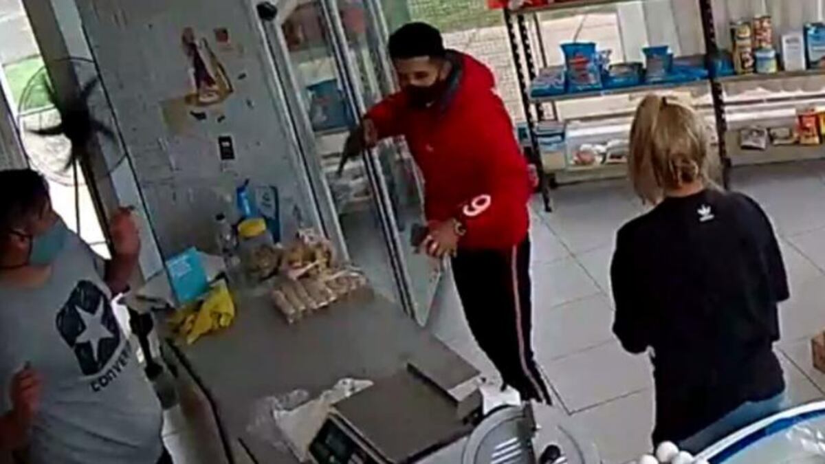 Barrio Marqués: abrieron hace cuatro meses y ya lo asaltaron