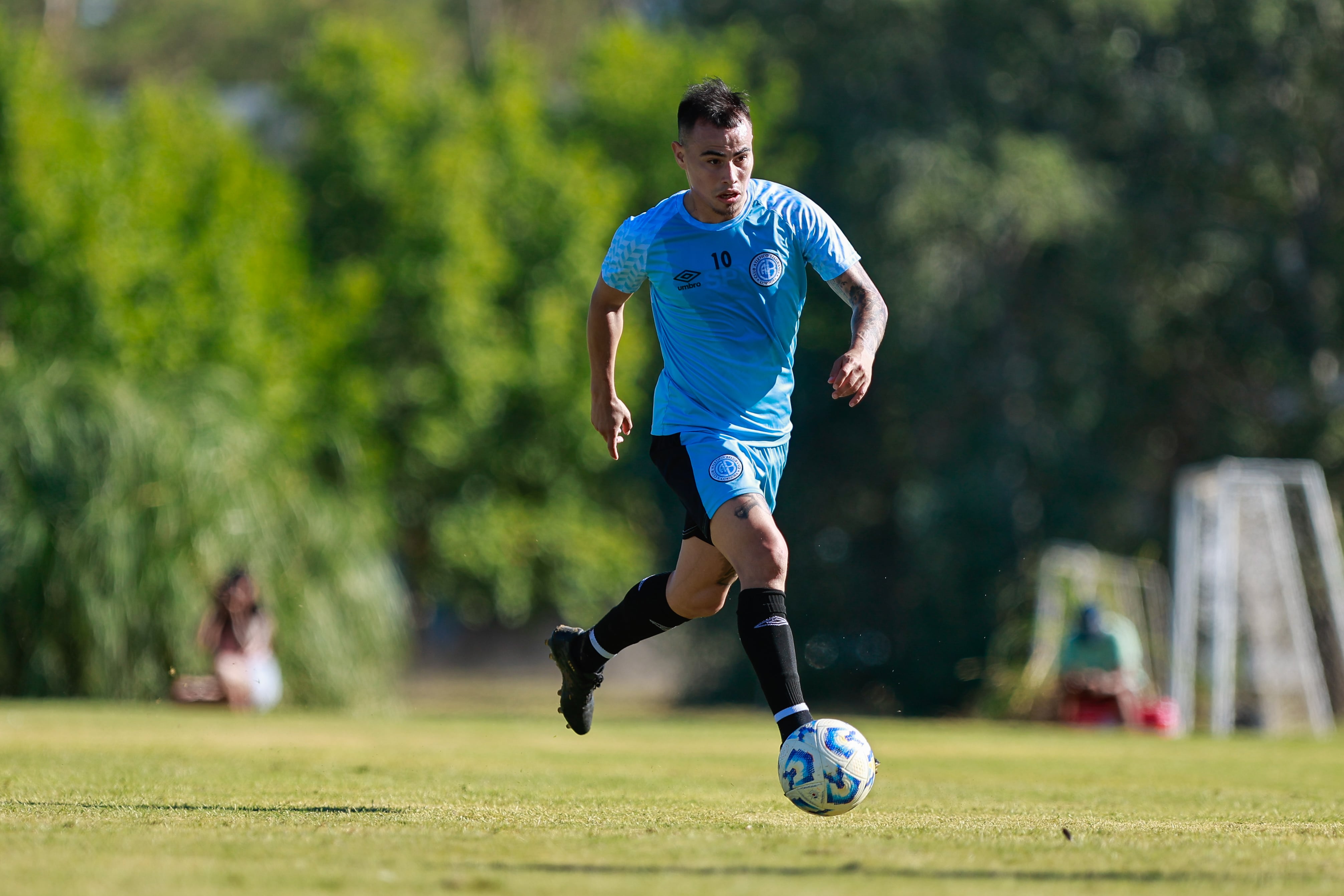 Lucas Zelarayán sumó sus primeros minutos como jugador del Celeste (Belgrano)