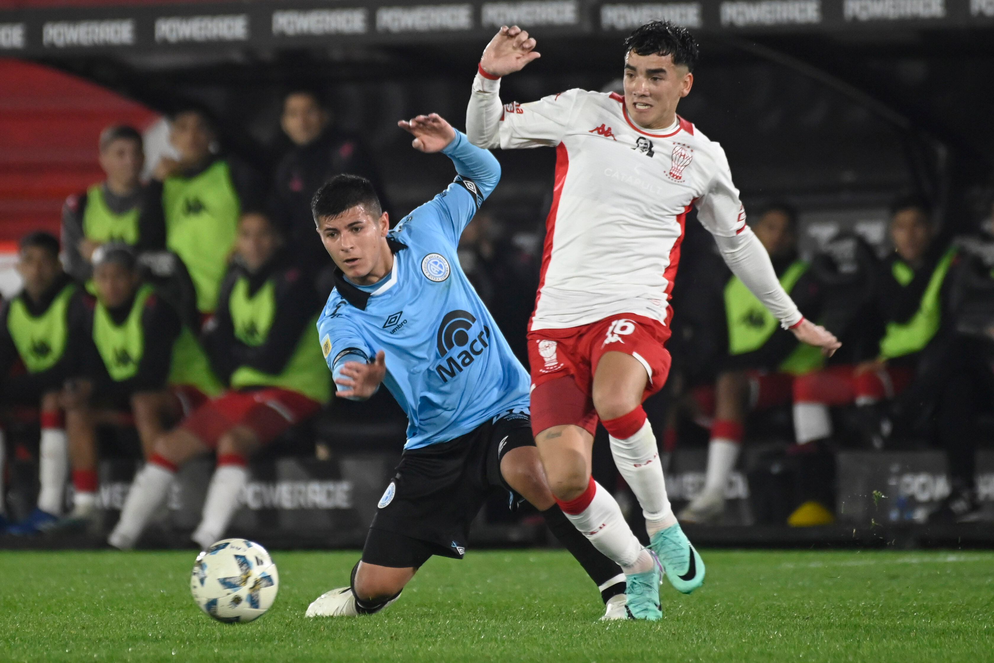 Lucas Bustos debutó en Belgrano ante Huracán. (Fotobaires)