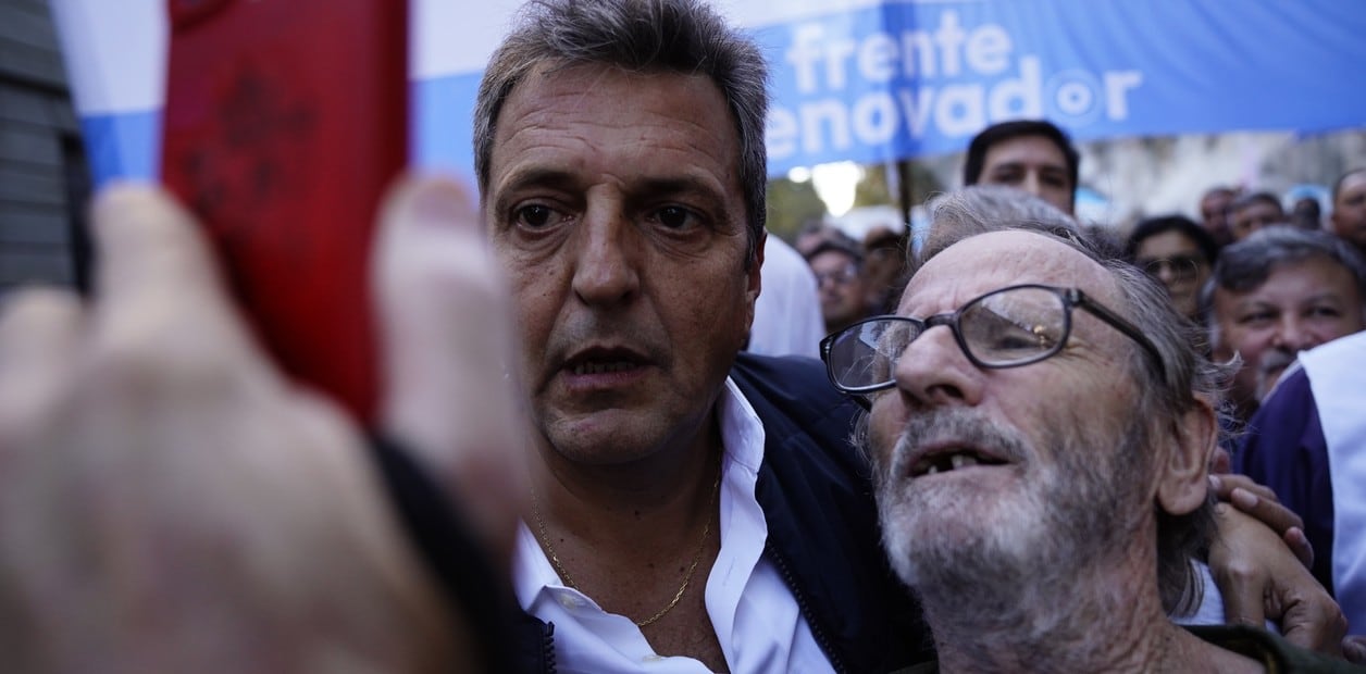 Sergio Massa en la marcha. (Clarín)