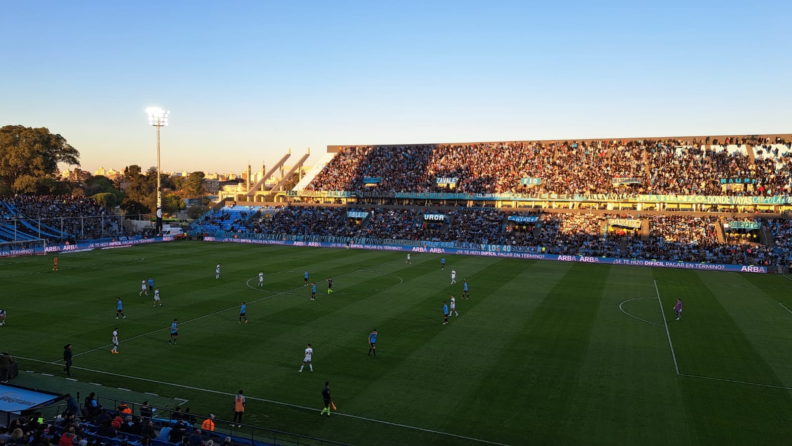 Así luce la nueva tribuna en el Gigante de Alberdi (Foto: La Voz).