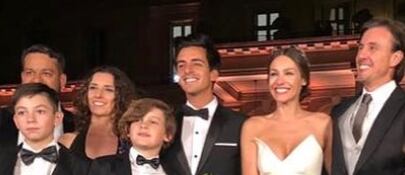 Pampita y sus hermanos en el día de su casamiento con García Moritán.